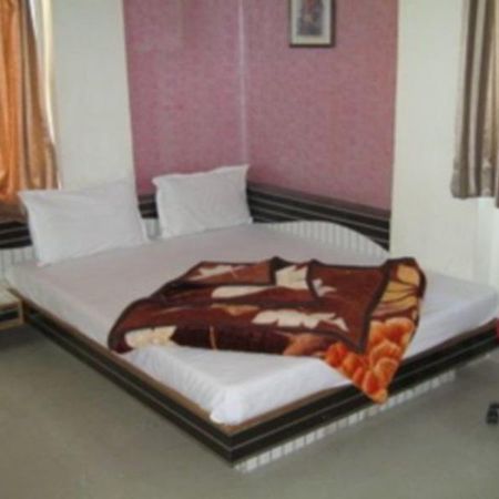 Hotel Angan Residency Ahmadábád Exteriér fotografie